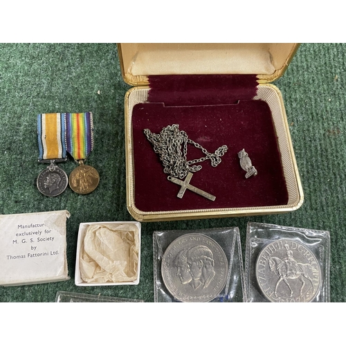 382A - FIVE COMMEMORATIVE COINS, A SILVER CHAIN, TWO CRUCIFIXES AND A WW1 MINIATURE DRESS MEDAL