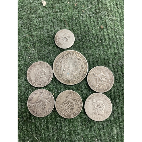 410A - SEVEN PRE 1920 GREAT BRITAIN SILVER COINS TO INCLUDE A HALF CROWN, A SIXPENCE AND FIVE SHILLINGS APP... 