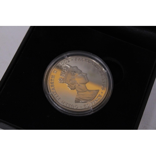 466 - A GOLDEN JUBILEE HM QUEEN ELIZABETH 2002 50P COIN IN PRESENTATION BOX WITH CERTIFICATE OF AUTHENTICI... 