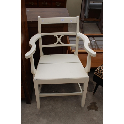 3013 - A WHITE PAINTED COUNTRY STYLE ELBOW CHAIR