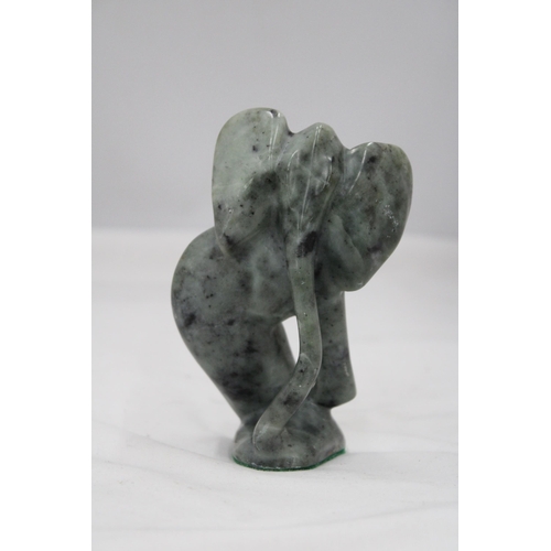 118 - A JADE ELEPHANT, HEIGHT 13CM