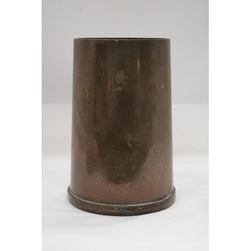 170 - A VERY HEAVY VINTAGE COPPER TANKARD