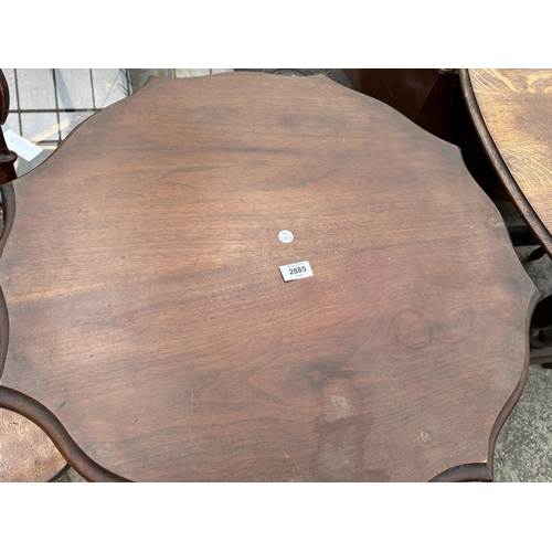 2885 - A LATE VICTORIAN MAHOGANY TWO TIER CENTRE TABLE 27