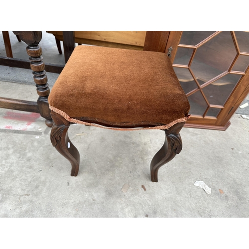 2918 - A VICTORIAN STYLE STOOL AND ASTRAGAL GLAZED CORNER CUPBOARD