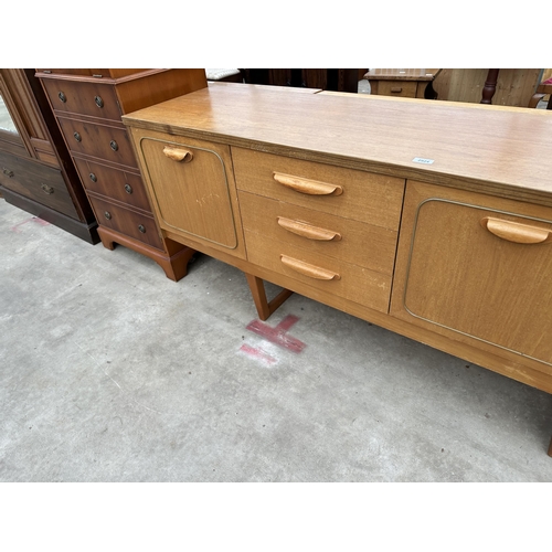 2924 - A RETRO TEAK SIDEBOARD ENCLOSING THREE DRAWERS AND THREE CUPBOARDS, 72