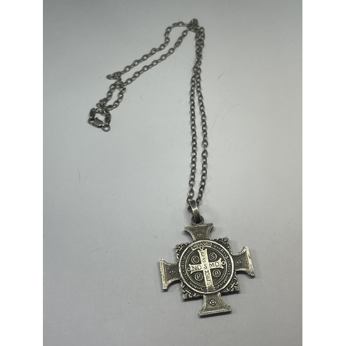 528 - A SILVER RELIGIOUS NECKLACE