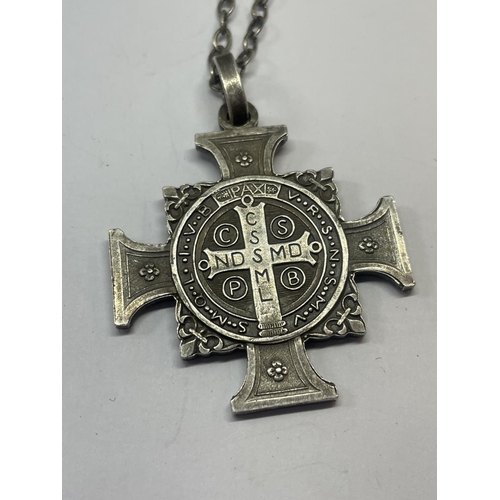 528 - A SILVER RELIGIOUS NECKLACE