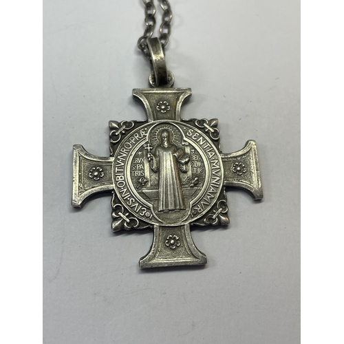 528 - A SILVER RELIGIOUS NECKLACE