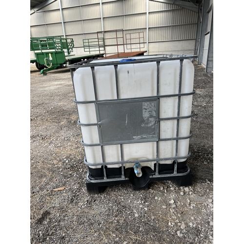 31 - IBC TANK ONLY USED FOR WATER + VAT