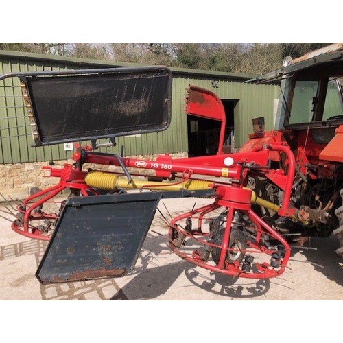 44 - VICON HS 360 TEDDER RAKE CAN BE USED AS BOTH TEDDER & RAKER WITH INSTRUCTION BOOK IN GOOD WORKING OR... 