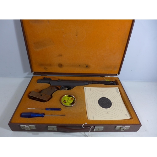 346 - A BOXED 'ORIGINAL' MOD 10 .177 CALIBRE AIR PISTOL, 18CM BARREL, SERIAL NUMBER 07425, LENGTH 41CM, TI... 