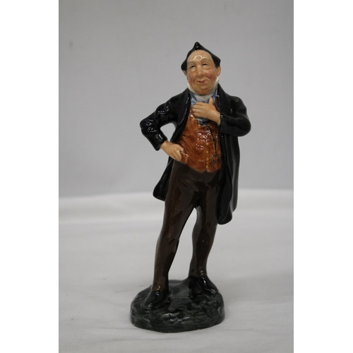 722 - A ROYAL DOULTON 'PECKSNIFF' FIGURINE (HN 2098)