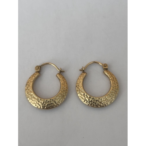 511 - A PAIR OF 9CT GOLD HALF MOON EARRINGS, WEIGHT 1.5 G