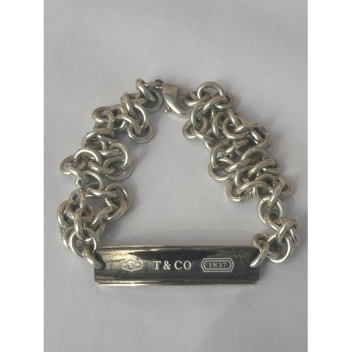 520 - A MARKED 925 WHITE METAL CHAIN STAMPED, TIFFANY & CO.925, GROSS WEIGHT 70.6 G