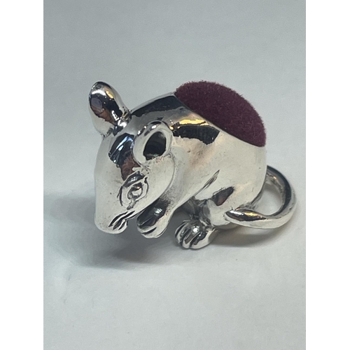 96 - A MINIATURE SILVER MOUSE PIN CUSHION