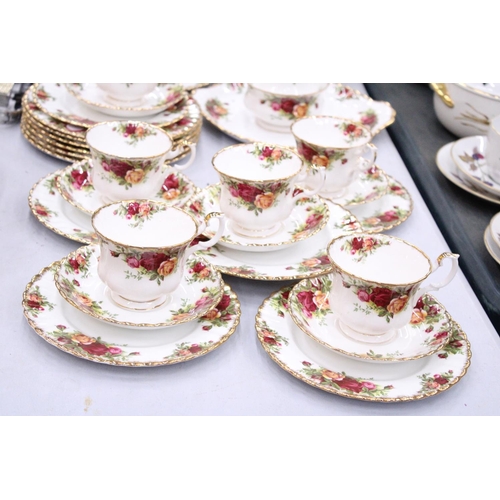 101 - A ROYAL ALBERT 'OLD COUNTRY ROSES' TEASET TO INCLUDE A TEAPOT, CREAM JUG, SUGAR BOWL, CAKE PLATES, C... 