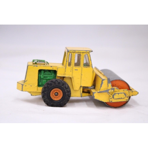 115 - A VINTAGE CORGI RASCAL ROAD ROLLER