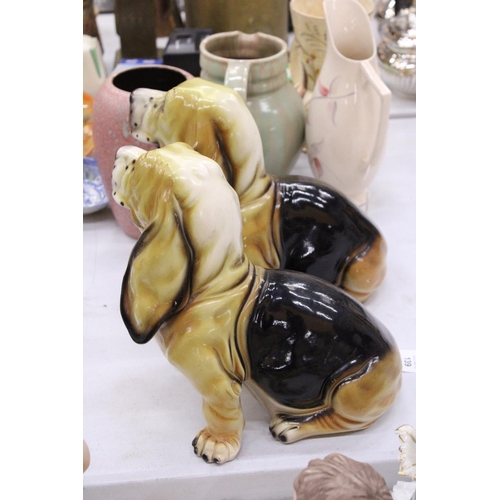 137 - A PAIR OF CERAMIC BEAGLE DOG FIGURES - APPROXIMATELY 26CM TALL