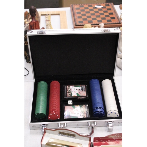 274 - A POKER SET IN ALUMINIUM FLIGHT CASE