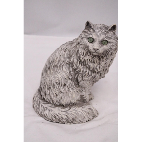 286 - A LARGE VINTAGE WHITE CAT, HEIGHT 28CM