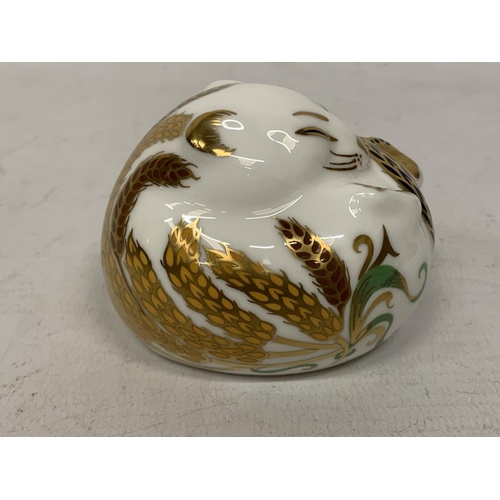 741 - A ROYAL CROWN DERBY DORMOUSE WITH GOLD STOPPER