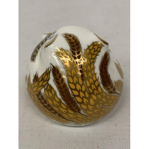 741 - A ROYAL CROWN DERBY DORMOUSE WITH GOLD STOPPER