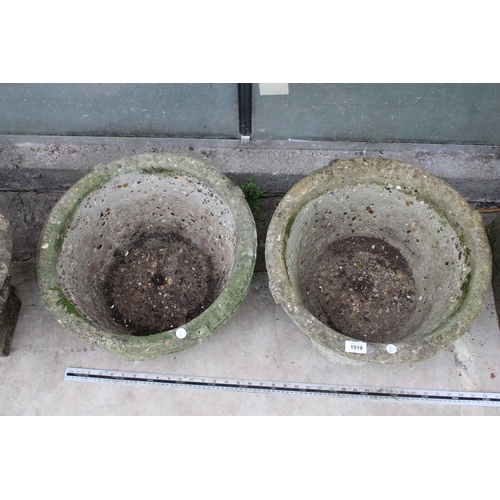 1519 - A PAIR OF CIRCULAR RECONSTITUTED STONE BOWL PLANTERS (D:44CM)