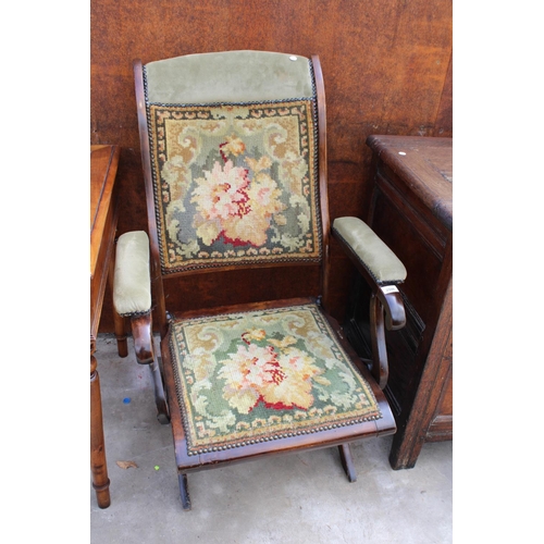 2506 - A LATE VICTORIAN BEECH, FOLDING CAMPAIGN CHAIR