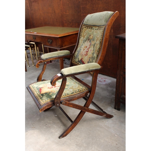 2506 - A LATE VICTORIAN BEECH, FOLDING CAMPAIGN CHAIR