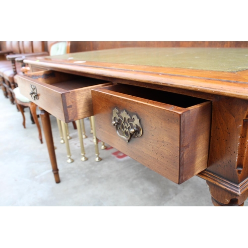 2507 - A 19TH CENTURY STYLE SIMPON'S OF NORFOLK 3 DRAWER DESK WITH INSET LEATHER TOP ON TURNED LEGS, 46