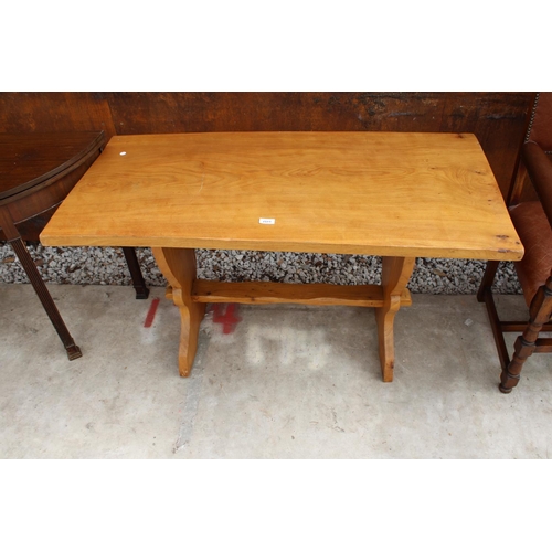 2511 - A MODERN YEW REFECTORY STYLE KITCHEN DINING TABLE, 48