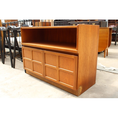 2529 - A RETRO TEAK NATHAN 2 DOOR LOW CUPBOARD/SIDEBOARD, 40