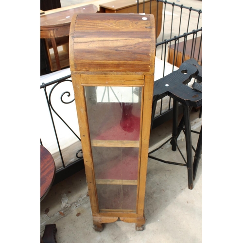 2531 - A MODERN DOMED TOP HARDWOOD DISPLAY CABINET, 12.5