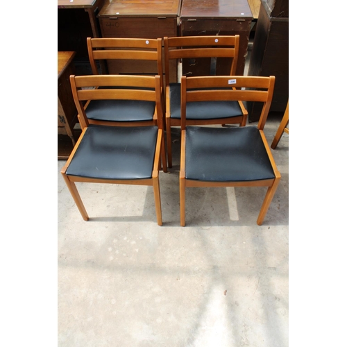 2540 - A SET OF 4 RETRO TEAK DINING CHAIRS WITH BLACK FAUX LEATHER SEATS