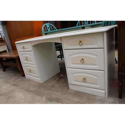 2750 - A MODERN WHITE TWIN-PEDESTAL DRESSING TABLE