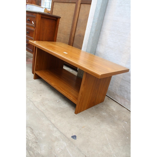 2756 - A RETRO TEAK EFFECT TWO TIER COFFEE TABLE