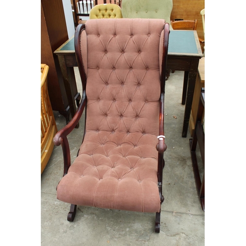 2760 - A MODERN BUTTONED SLIPPER CHAIR