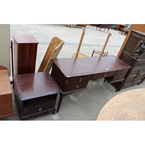 2783 - A STAG MINSTREL DRESSING TABLE COMPLETE WITH MIRRORS, 60