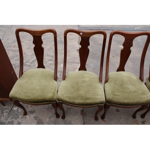 2788 - A SET OF FOUR QUEEN ANNE STYLE DINING CHAIRS