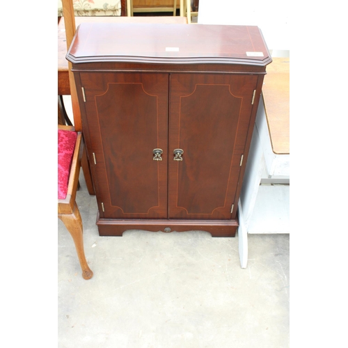 2837 - A MAHOGANY AND CROSSBANDED TWO DOOR CABINET AND SET OF OPEN PINE SHELVES