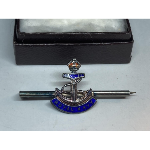 474 - A SILVER AND ENAMEL ROYAL NAVY BADGE