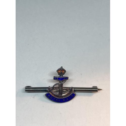 474 - A SILVER AND ENAMEL ROYAL NAVY BADGE