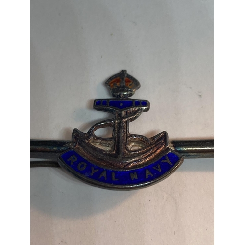 474 - A SILVER AND ENAMEL ROYAL NAVY BADGE