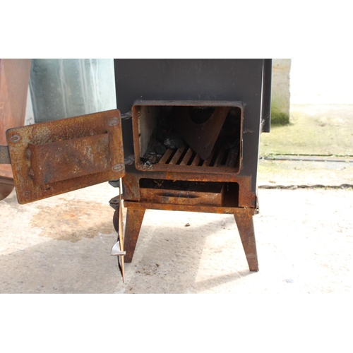 1643 - A VINTAGE CAST IRON STOVE