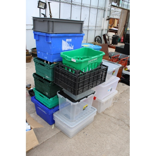 1810 - A LARGE ASSORTMENT OF PLASTIC STORAGE BOXES