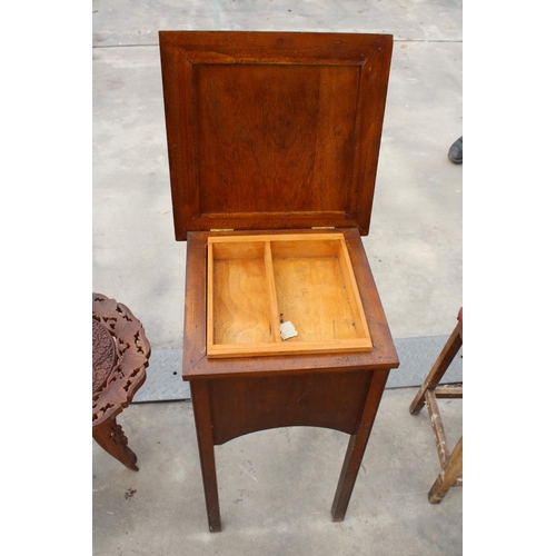 2848 - A MID 20TH CENTURY WORK BOX/TABLE