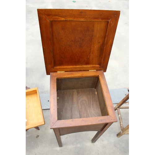 2848 - A MID 20TH CENTURY WORK BOX/TABLE