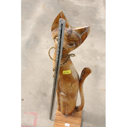 2850 - A MODERN HARDWOOD CARVED FIGURE OF A CAT, 40.5