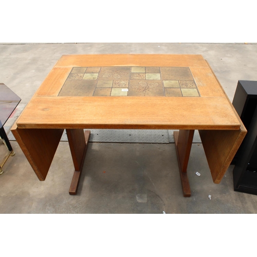 2854 - A RETRO TEAK GANSO MOBLER DROP-LEAF DINING TABLE WITH TILED TOP, 75