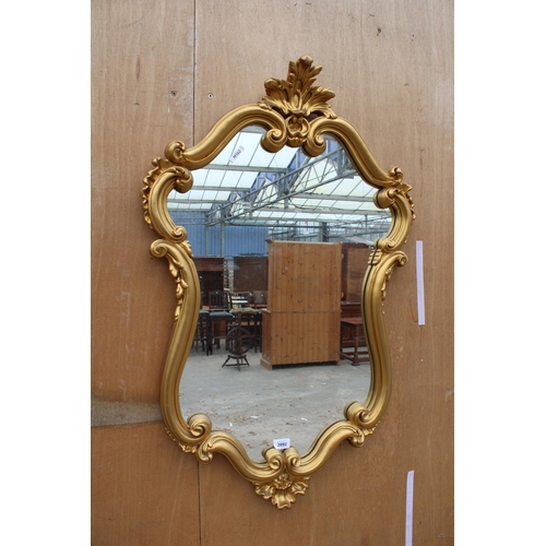 2892 - A 19TH CENTURY STYLE GOLD COLOURED WALL MIRROR, 39